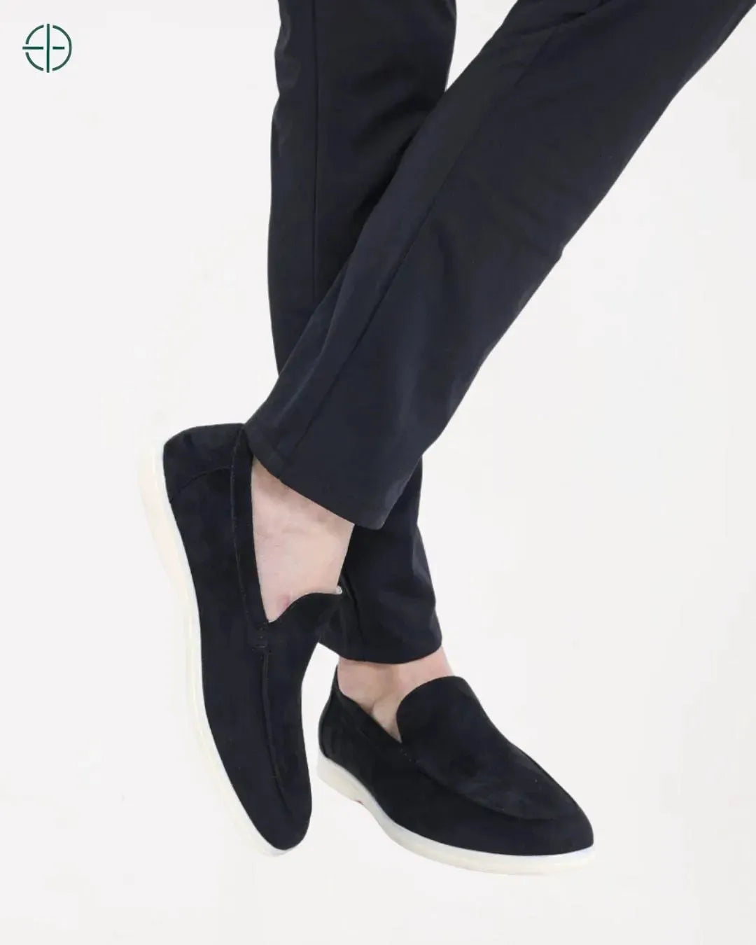 Mocassim de Camurça Old Money Preto | Rest Money™