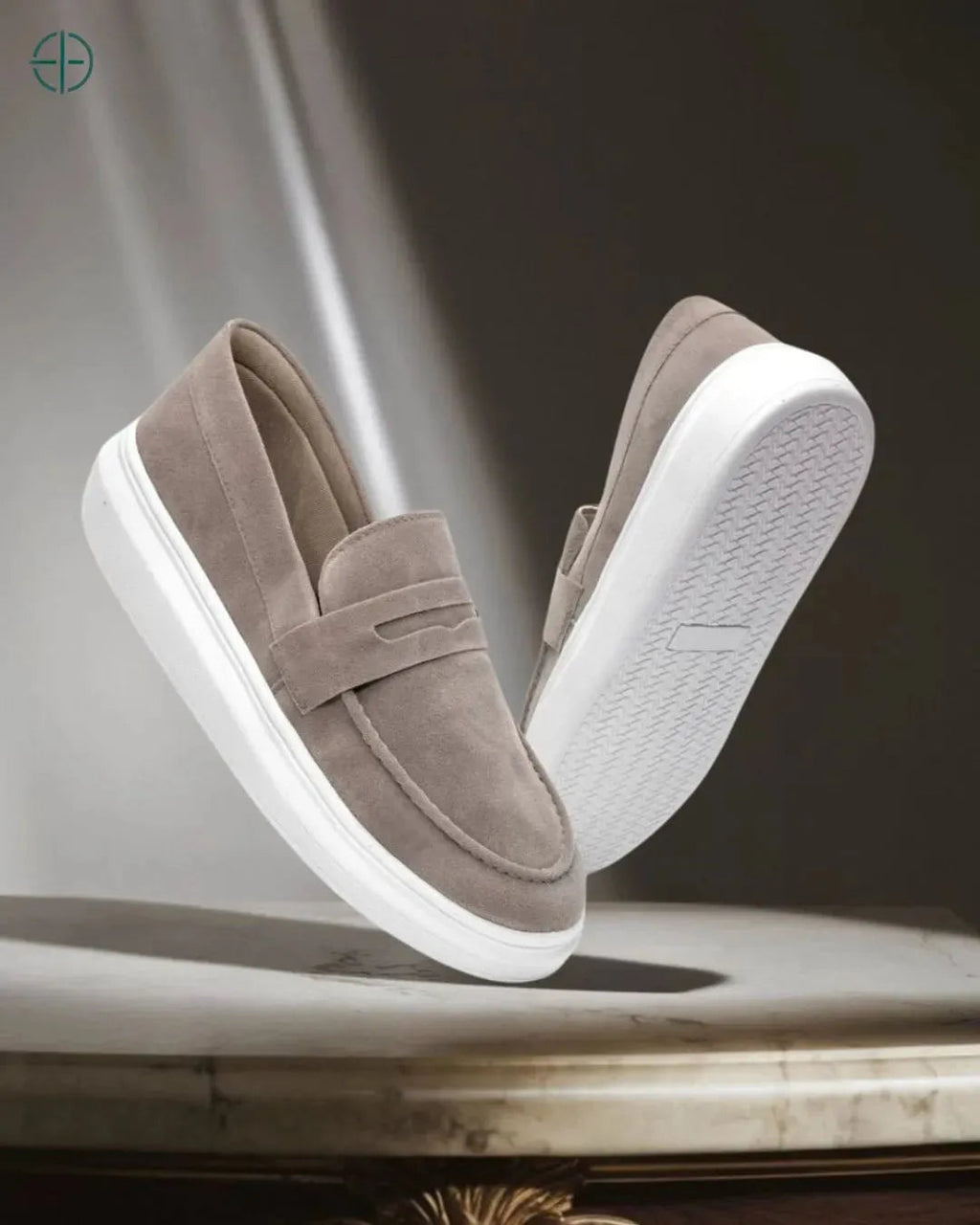 Mocassim de Camurça Masculino | Rest Money™