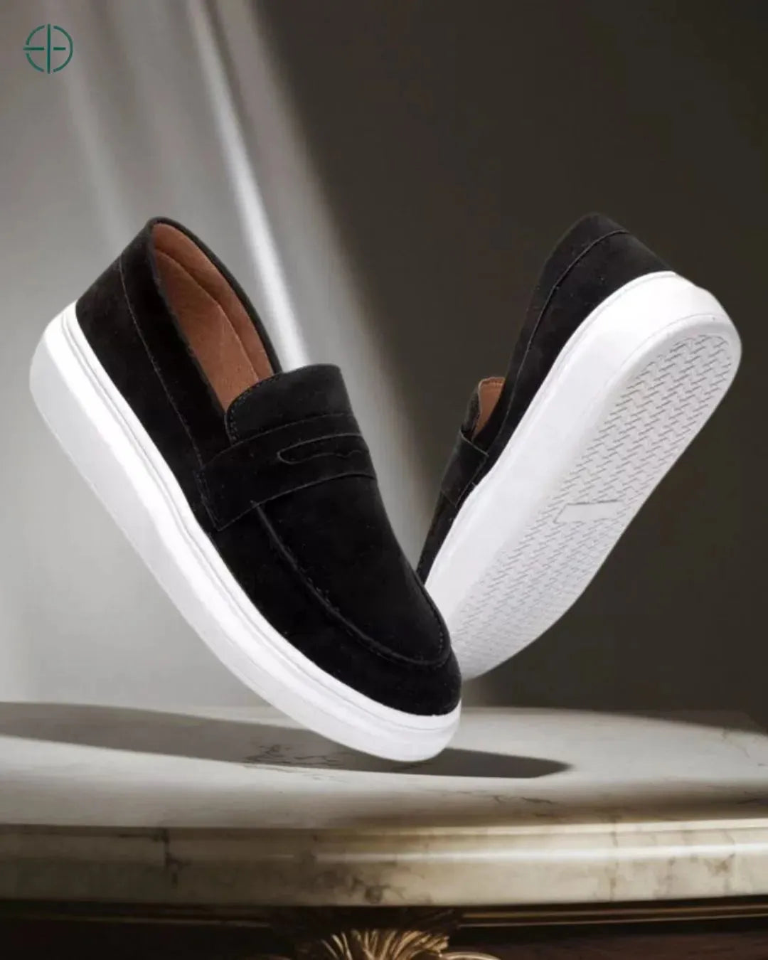 Mocassim de Camurça Masculino Preto | Rest Money™