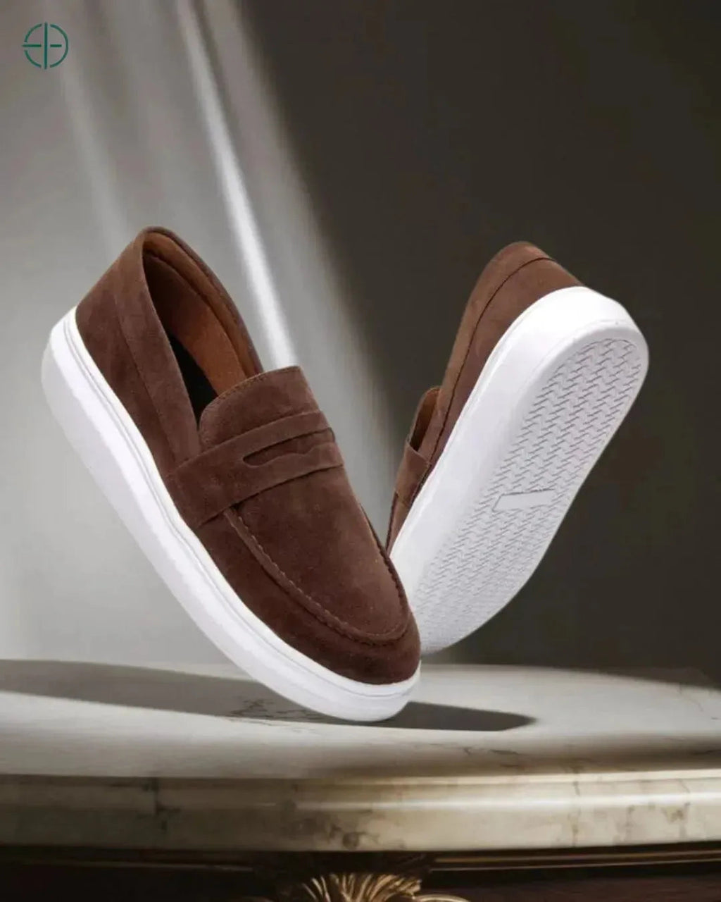 Mocassim de Camurça Masculino Bege | Rest Money™